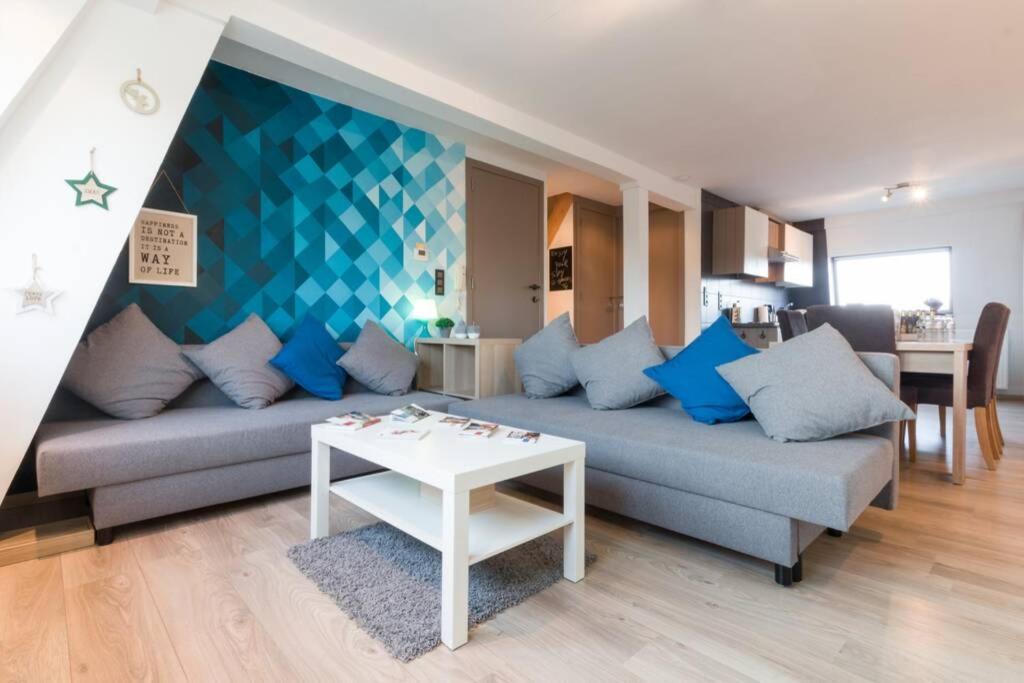 Duplex Appertement Met Zicht Damse Vaart @ Brugge Apartment ภายนอก รูปภาพ